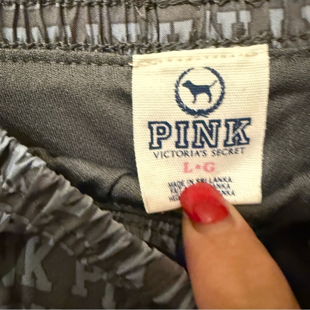 PINK Victoria's Secret LARGE Gray and Pink Athletic Shorts - Picture 6 of 9